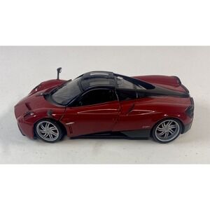 *BRAND NEW* Welly 1:24 Diecast Car Pagani Huayra Dark Red Wing Doors